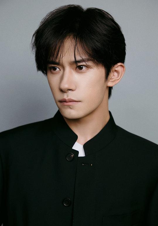 易烊千玺确认加盟张艺谋新片剧照_1