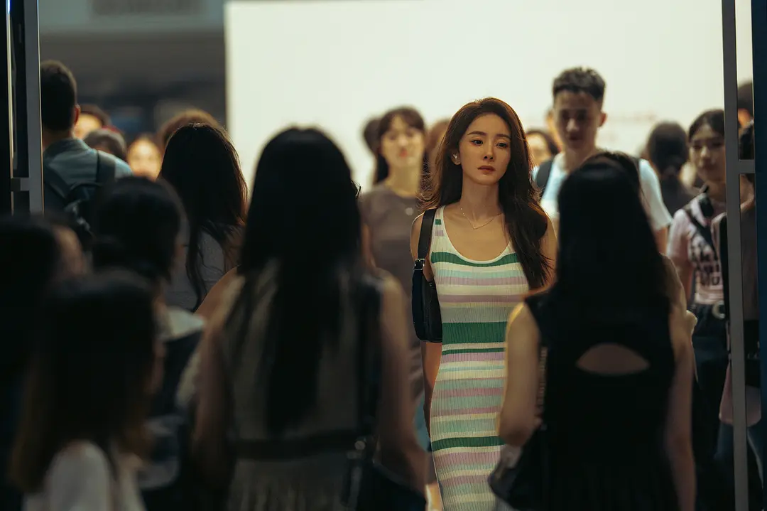 易烊千玺确认加盟张艺谋新片剧照_3